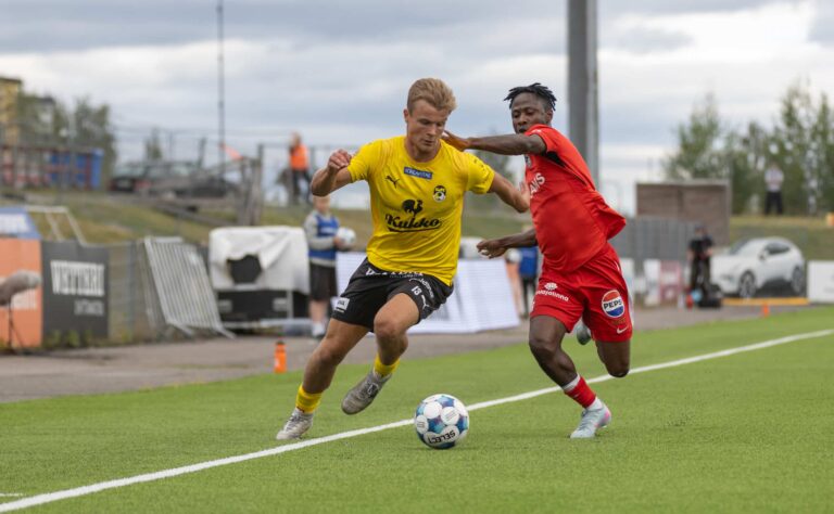 KuPS-tähti joukkuekaverinsa Kazakstan-siirrosta: ”Ollut jo pari kautta liian hyvä Veikkausliigaan”