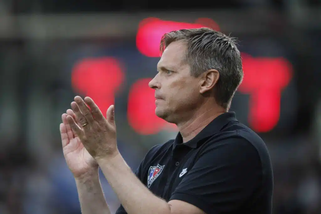 Kolme Veikkausliigavalmentajaa nousee kyselyssä yli muiden – ”Paljon hyviä juttuja”