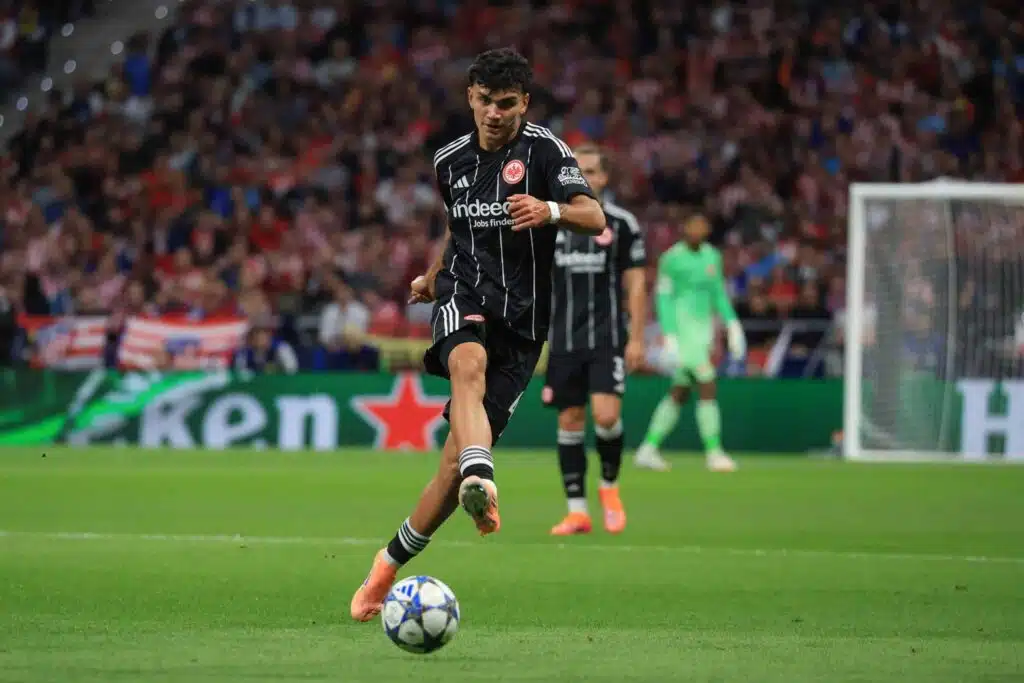 Bundesliigan teinitähti hurmaa – 80 miljoonan hintalappu ei säikäyttänyt Valioliigaa