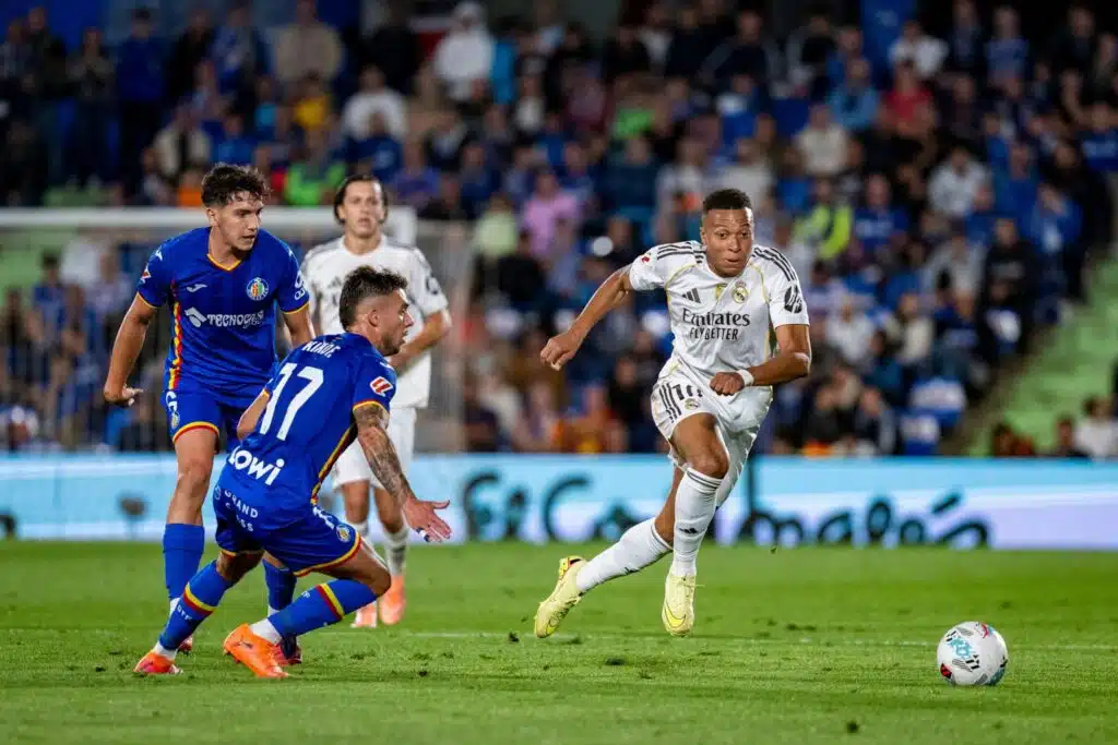 La Liigassa läikkyi toden teolla – täyslaidallinen Real Madrid -tähdille