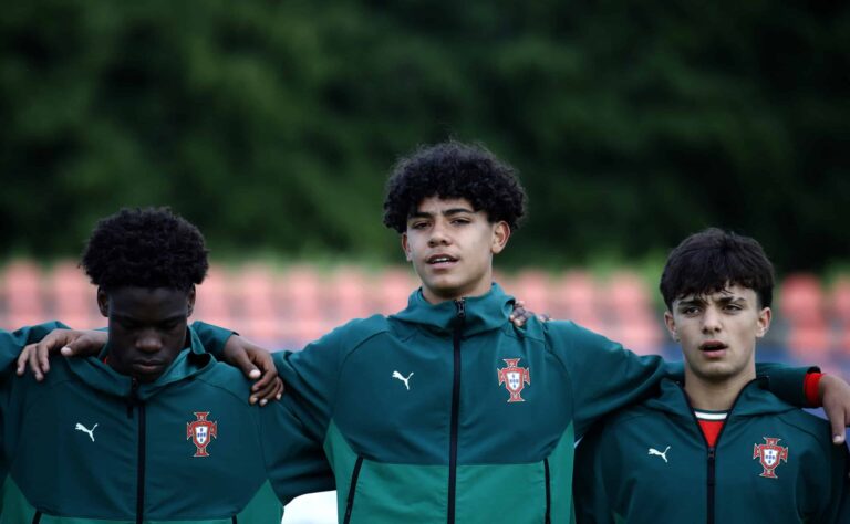 Cristiano Ronaldo Júnior astui valokeilaan