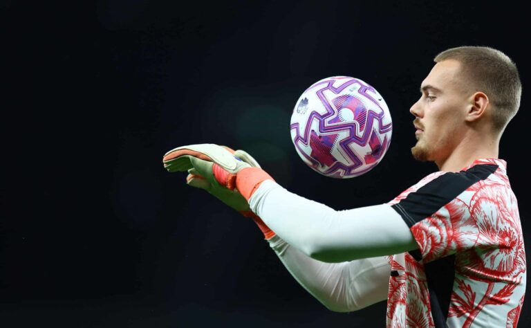 Chelsea-vahti harkitsee lähtöä – yksi syy kallistaa vaakakuppia