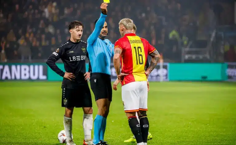 Häpeällistä käytöstä kentällä – seura rankaisi omaa pelaajaansa