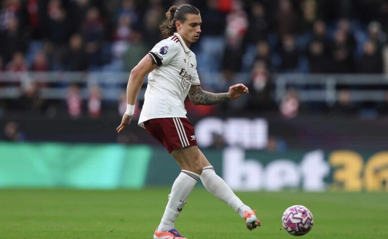 Legenda pudotti pysäyttävän vertauksen – kaikki katseet Valioliiga-sensaatiossa