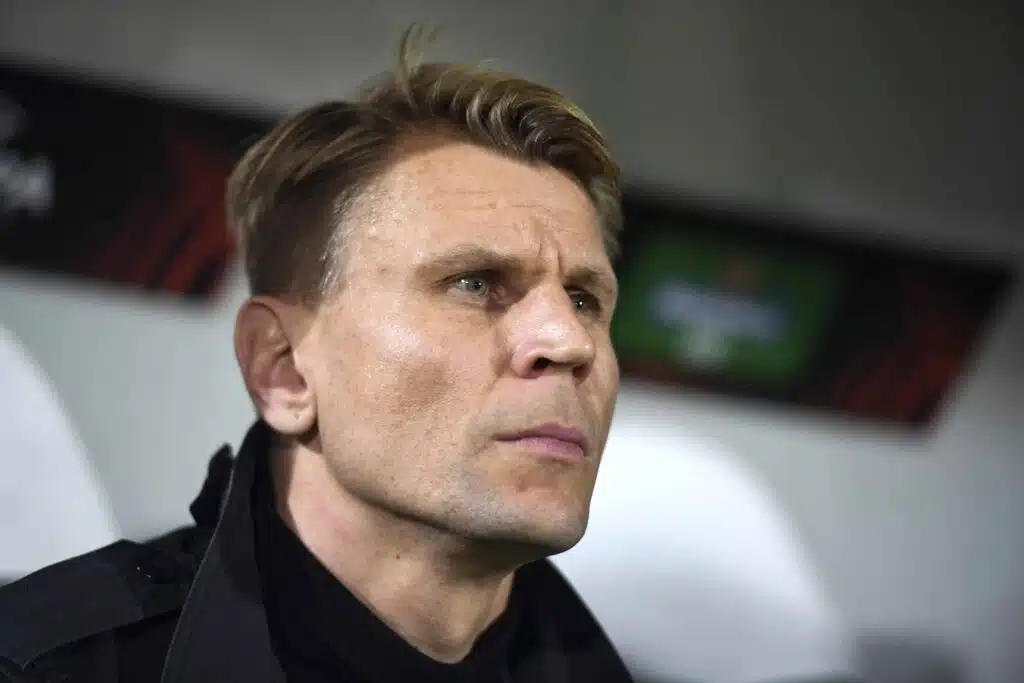 Entiseltä HJK-luotsilta huima saavutus – selkeä linjaus Suomesta