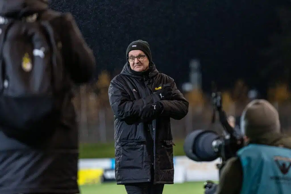 Lähde: Mestarivalmentaja Jarkko Wiss herättää mielenkiintoa ulkomailla