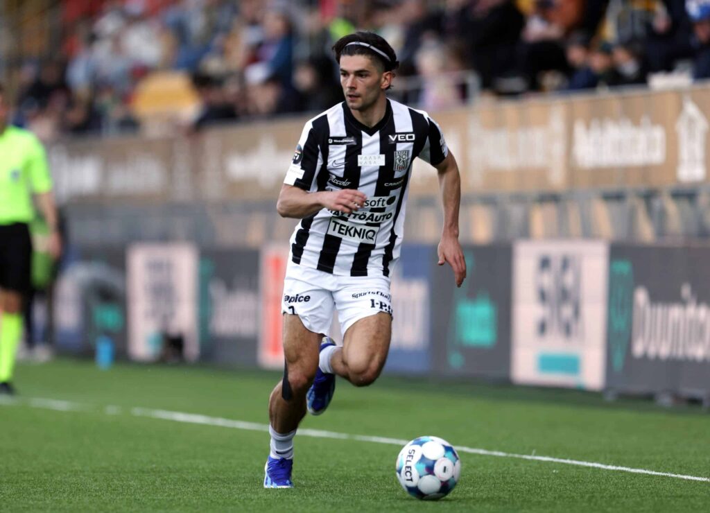 Raha liikkui Veikkausliigassa – HJK:lta kova kaappaus