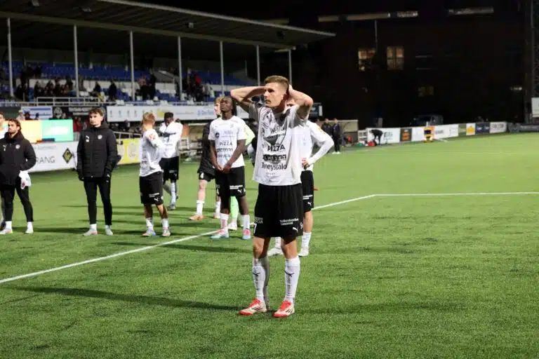 Suomalaisseuran stadionilla palaa – raju näky tapahtumapaikalla