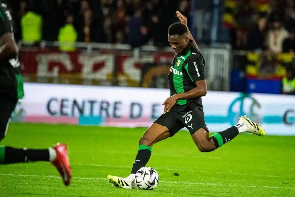 Kolme suurseuraa tarkkana – vesittääkö maajoukkuekomennus miljoonasiirron?