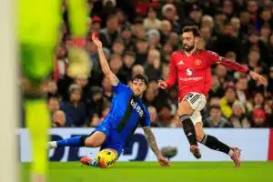 Valioliigan tähtitopparin kohtalo pöydällä – valmentaja myönsi epävarmuuden jatkuvan