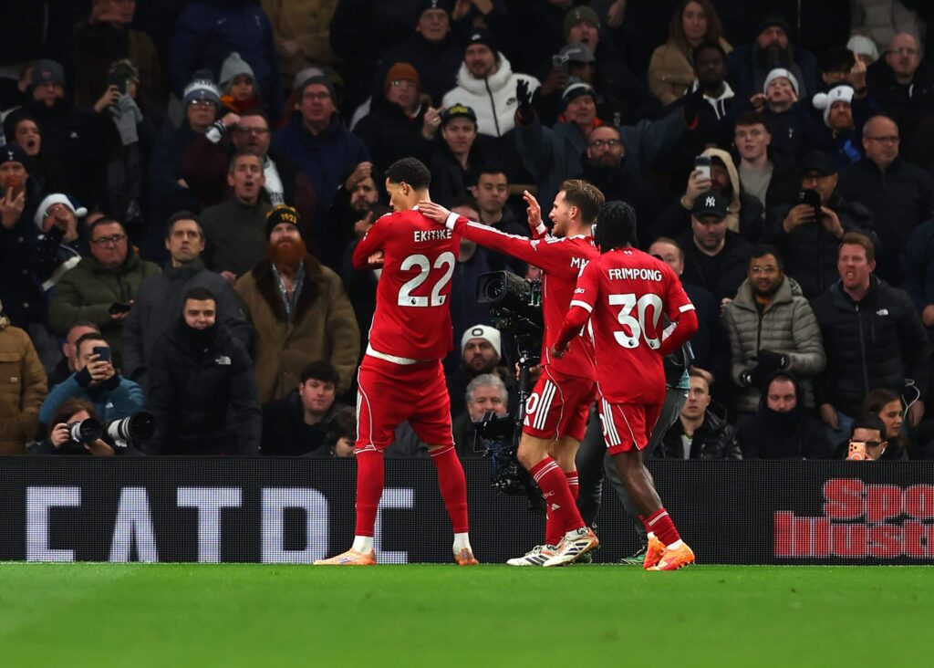 Arne Slot raivostui Liverpoolin saldosta – toinen osa-alue pelastaa