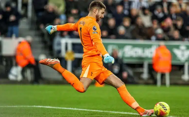 Tähti hyvästelemässä Valioliigan? – tästä syystä kotiinpaluu häämöttää