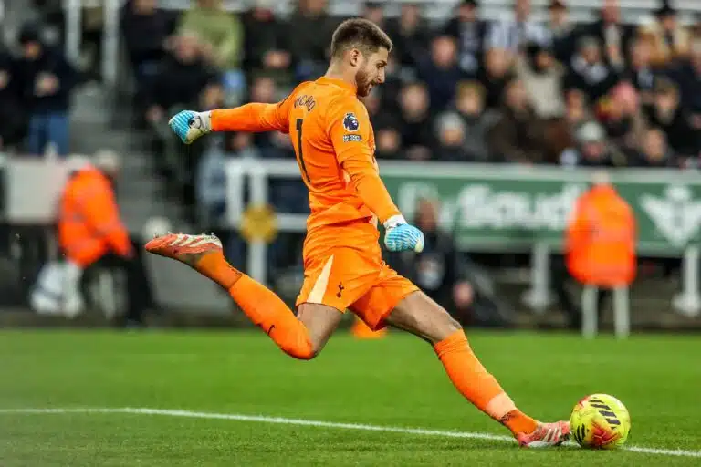Juventus iskee Valioliigaan – 30 miljoonan jahti huippuvahdista