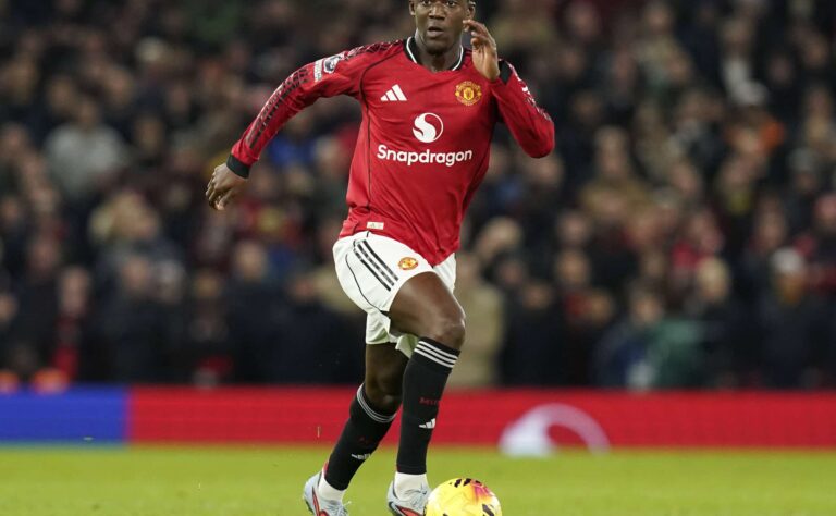 Manchester Unitedin nuori tähti taistelee paikastaan – legenda puuttui peliin