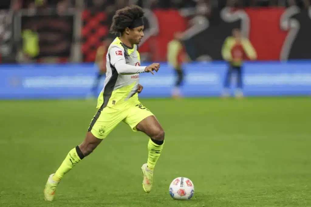 Bundesliigan timantti liikkeellä – Arsenalin ja Unitedin siirtosota kiehuu