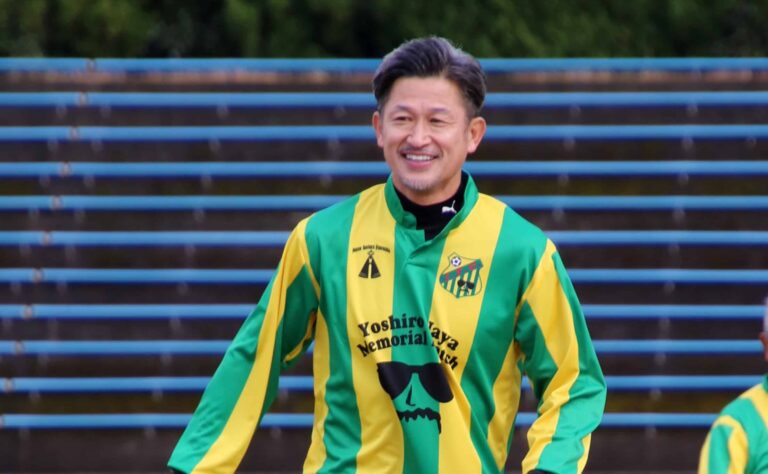 Ikä on vain numero – maailman vanhin ammattilaispelaaja ei pysähdy