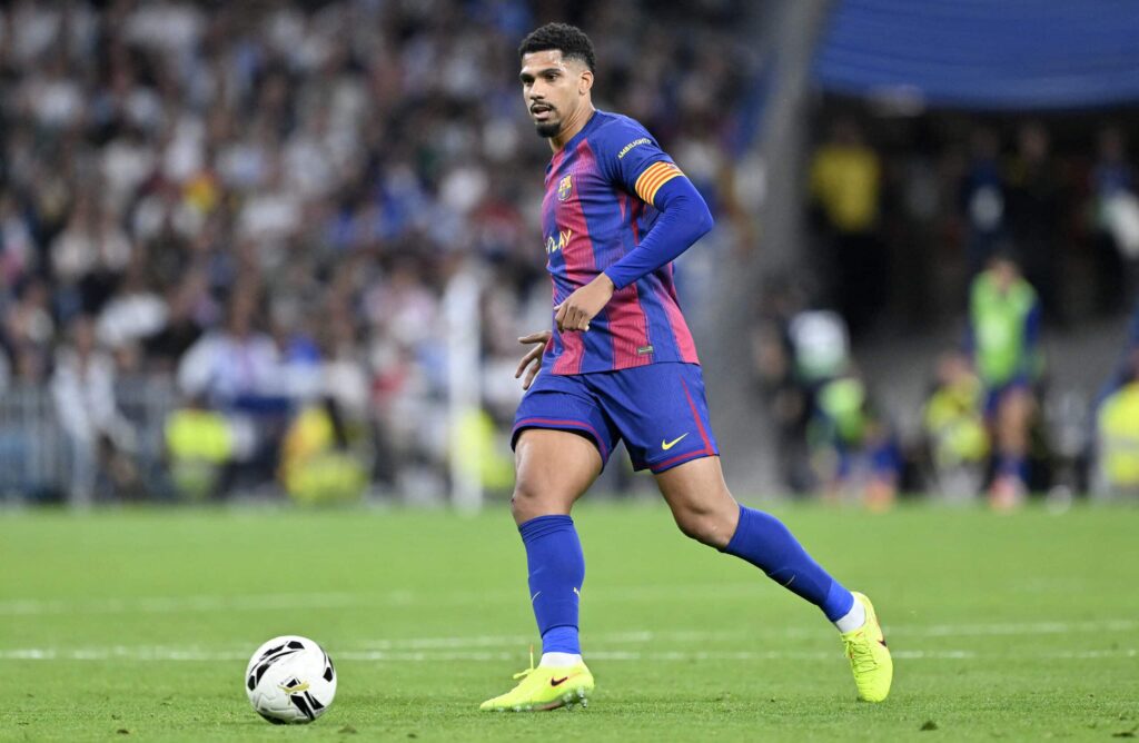 Barcelona-tähden hiljaisuus herättää kysymyksiä – ulosajon sietämätön hinta