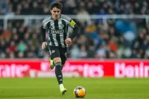 Manchester City valmis rikkomaan puolustajien siirtoennätyksen