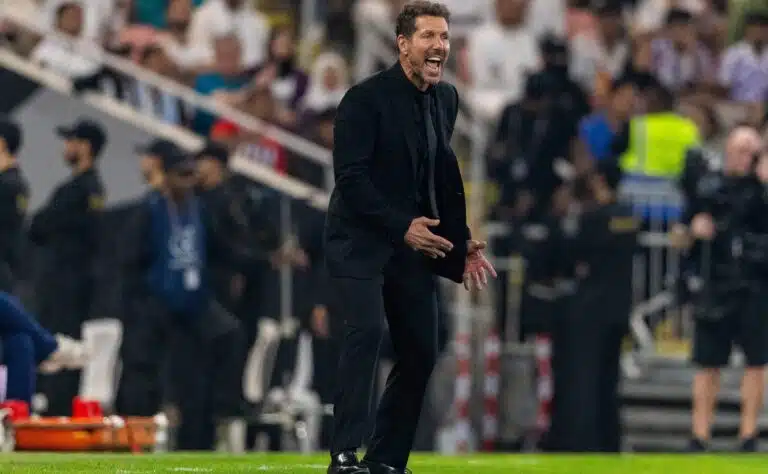 Madridin derbyssä räjähti – tähtivalmentaja saattaa kohdata ankaran rangaistuksen