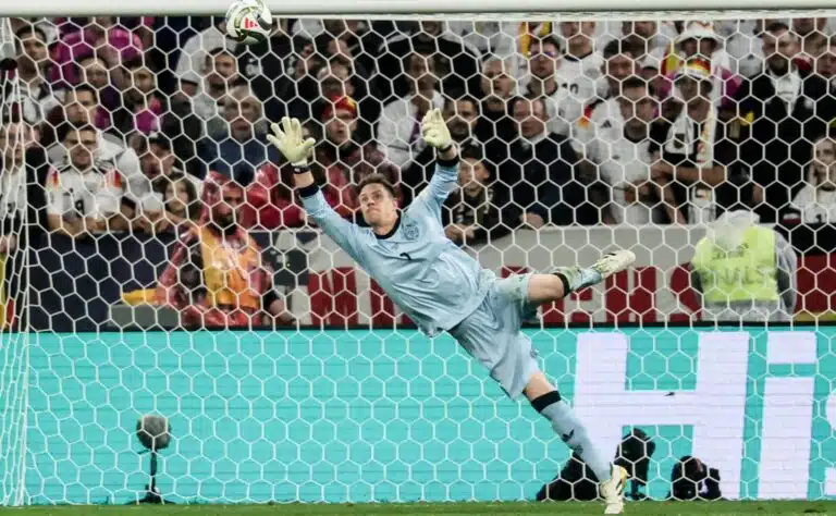 Näkökulma: Haavoittuneen supertähden viimeiset minuutit – MM-kisoja suurempi päätös