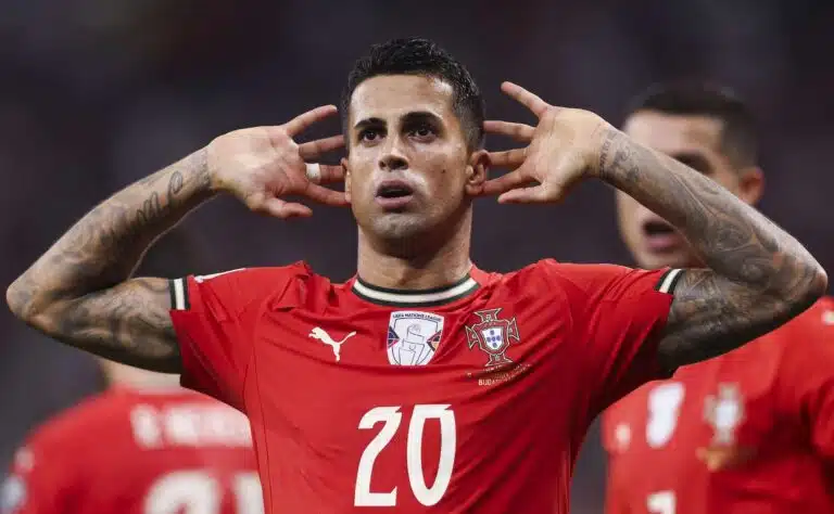 FC Barcelona repäisi siirtomarkkinoilla – ökyseura jää pulaan