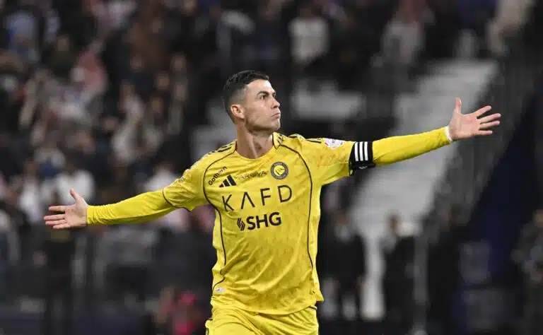 Cristiano Ronaldo rikkoi rajapyykin – hetki, joka sai sydämet jyskyttämään