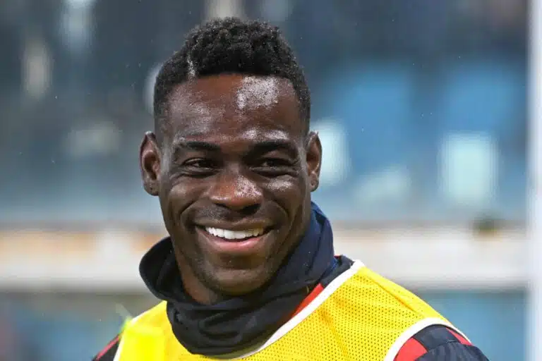 Mario Balotelli näki jotain poikkeavaa nuoressa fanissa – teki yllättävän päätöksen