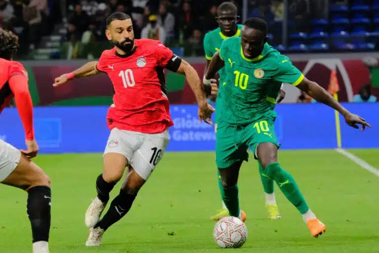 Mané teki sen, mitä harva odotti – Mohamed Salah nousi esiin, muttei toivomallaan tavalla