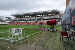 La Liigan farssi sai rajut mittasuhteet – entinen tähtipelaaja nosti Valioliigan yläpuolelle