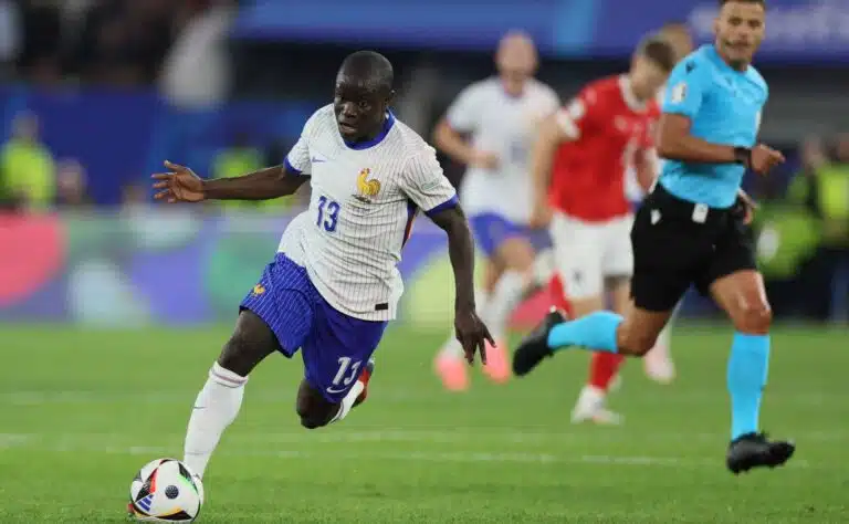 Kuolleista herännyt jättisiirto – FIFA myönsi harvinaisen poikkeuksen