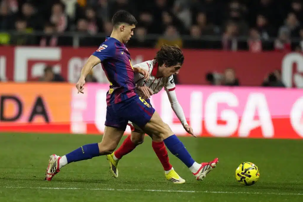 Barcelona painaa kaasun pohjaan – puolustuskriisi pakottaa liikkeelle