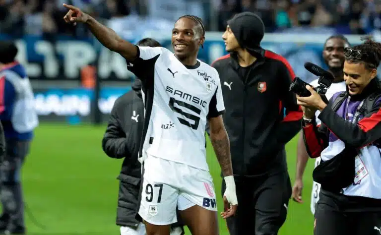 Liverpool nappasi kovan luokan nuorisokortin – juuri tämä kesähankinta voi ratkaista puolustusongelmat