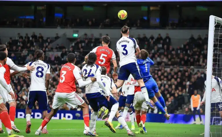 ”Täyttä painajaista” – mutta silti suora tyrmäys: Arsenal ei ole vaikein