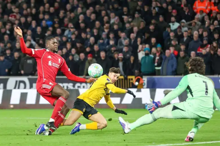 Liverpool-järkäleen kohtalo selviämässä – nyt kaikki riippuu kesästä