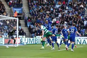 Leicesterin mestarijoukkueen kulisseista raju paljastus – hyökkääjä syyttää valmentajaa yhdestä petoksesta