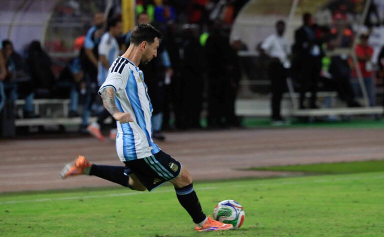 Messi vs Yamal jäi haaveeksi – Argentiina torppasi superottelun ja Espanja raivostui