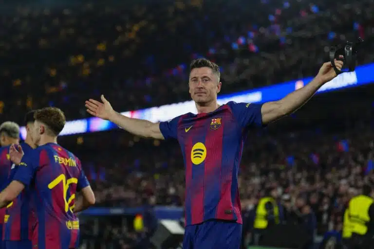 Robert Lewandowskin tilanne kääntyi päälaelleen