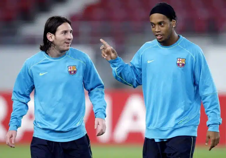 Lionel Messistä tihkui uutta tietoa – jalkapalloikoni Ronaldinho paljasti, mitä Pariisissa tapahtui