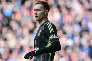 Huippuveskarin ura uhkaa päättyä – Huuhkaja-vahdille avautuu nyt jättimäinen tilaisuus