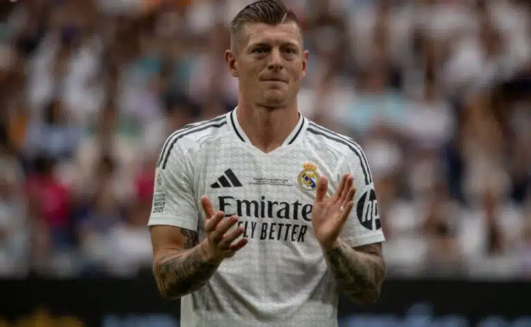 Toni Kroosia kaivataan taas – Real Madrid valmistelee yllättävää ratkaisua