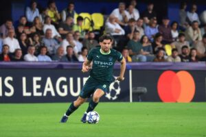 Yli 20 pokaalia, neljä Mestarien liigaa – onko tässä maailman aliarvostetuin futaaja?