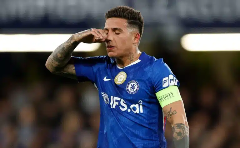 Supertähti vihjasi siirrosta – Lontoossa kuohuu yli äyräiden