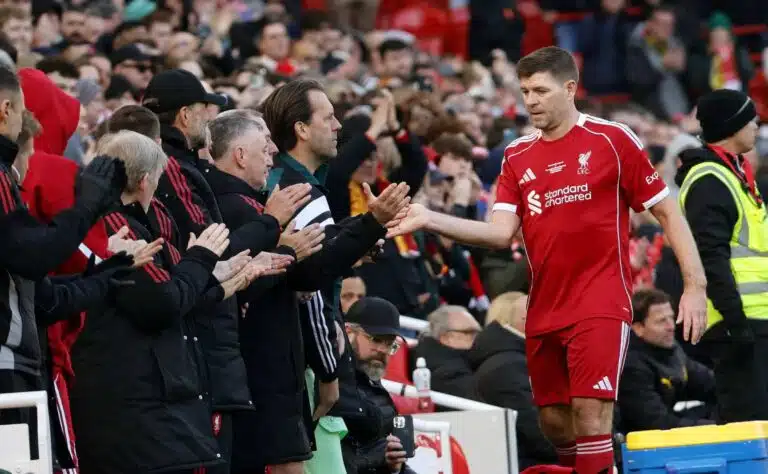 Uskollisuus ennen pokaaleja – Gerrard avasi ratkaisunsa