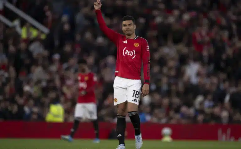 Man United kaivaa itselleen kuoppaa – mutta hintaa ei vielä ymmärretä