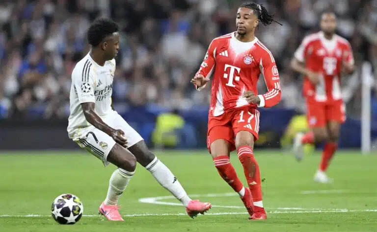 Yksi näky kentällä riitti – huippuvalmentaja teki välittömän johtopäätöksen