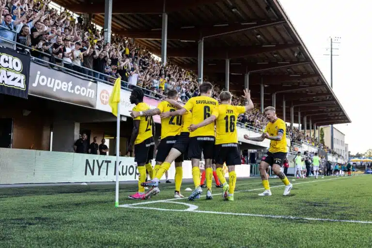 Jatkoon rimaa hipoen – KuPS selvisi säikähdyksellä