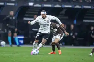 Memphis Depay teki Brasiliassa puhuttavan ratkaisun – kaikki muuttui kuin nappia painamalla