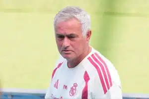 José Mourinho veti kanin hatusta – tämä ratkaisi Real Madridin jättisiirron