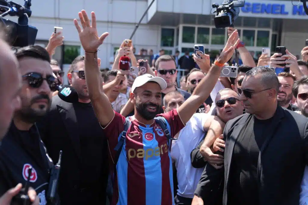 Mohamed Salah syrjäyttää Victor Osimhenin – Turkin uusi palkkakuningas kuittaa poskettoman summan