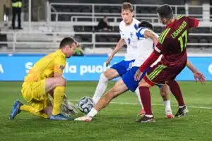 Lukas Hradecky Valko-Venäjää vastaan 2026